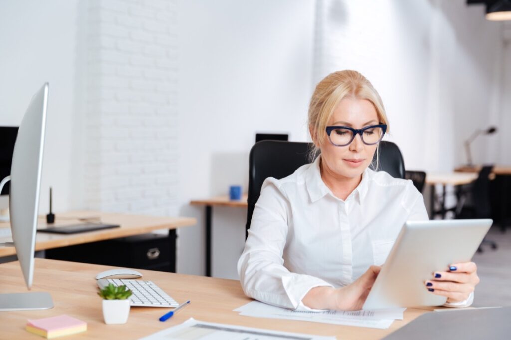 Przetargi stanowią istotny element gospodarki Polski, umożliwiając zarówno sektorowi publicznemu, jak i prywatnym przedsiębiorcom efektywne zarządzanie zasobami i realizację projektów