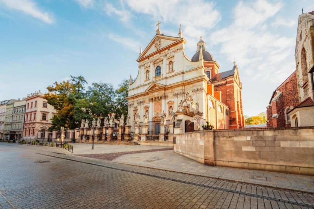 Przetargi publiczne stanowią istotny element gospodarki rynkowej, umożliwiając równy dostęp do kontraktów finansowanych z budżetu państwa